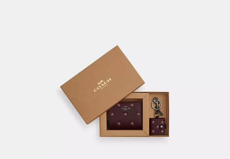 Coach - Boxed Snap Wallet And Picture Frame Bag Charm With Star Print (Preorden)