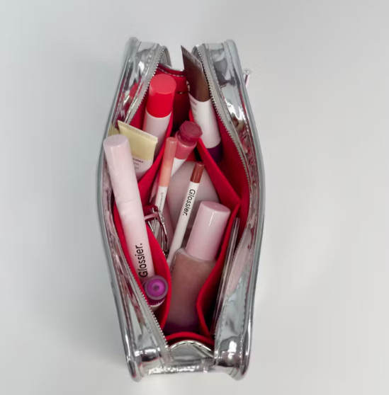 Glossier - Chrome Beauty Bag (Preorden)